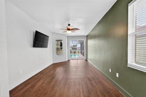 House in Riverview, Florida 4 bedrooms, 233.28 sq.m. № 1911048 - photo 27