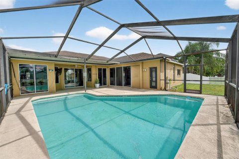 House in Riverview, Florida 4 bedrooms, 233.28 sq.m. № 1911048 - photo 3