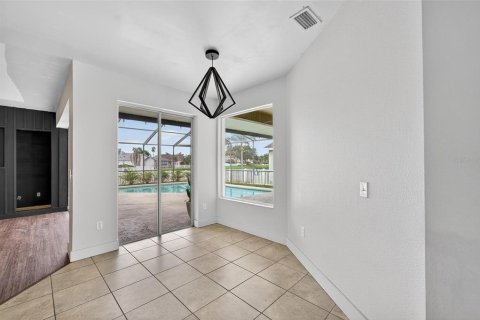 House in Riverview, Florida 4 bedrooms, 233.28 sq.m. № 1911048 - photo 24