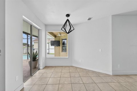 House in Riverview, Florida 4 bedrooms, 233.28 sq.m. № 1911048 - photo 23