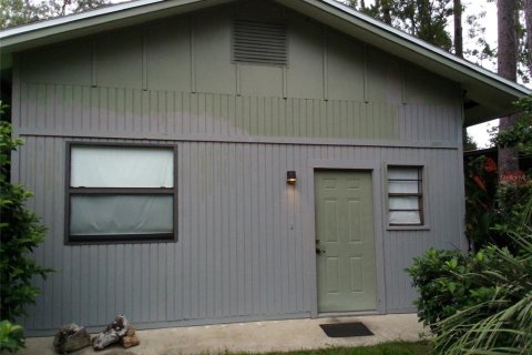 House in Gainesville, Florida 3 bedrooms, 212.65 sq.m. № 2333828