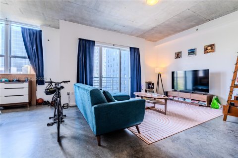 Condominio en alquiler en Miami, Florida, 1 dormitorio, 71.53 m2 № 2076093 - foto 5