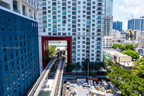 Condominio en alquiler en Miami, Florida, 1 dormitorio, 71.53 m2 № 2076093 - foto 21