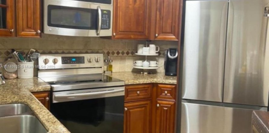 Condo à Miami, Floride, 2 chambres № 1763606