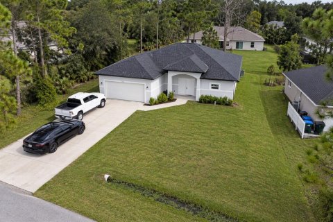 Villa ou maison à North Port, Floride 3 chambres, 148.64 m2 № 2428976