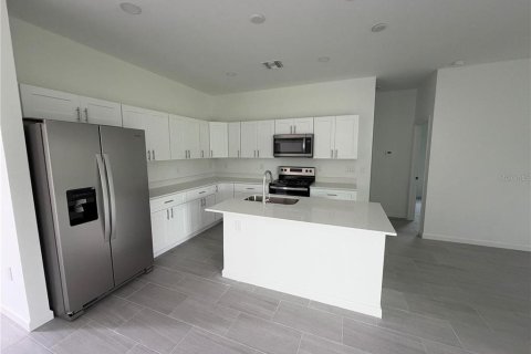 Villa ou maison à louer à North Port, Floride: 3 chambres, 148.64 m2 № 2428976 - photo 6