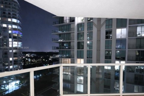 Condominio en venta en Sunny Isles Beach, Florida, 3 dormitorios, 134.43 m2 № 2003675 - foto 17