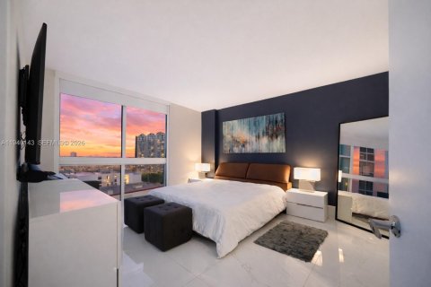 Condominio en venta en Sunny Isles Beach, Florida, 3 dormitorios, 134.43 m2 № 2003675 - foto 2