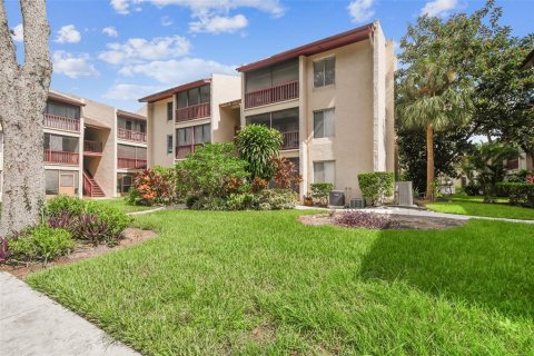 Condo in Tampa, Florida, 1 bedroom  № 1884901 - photo 6