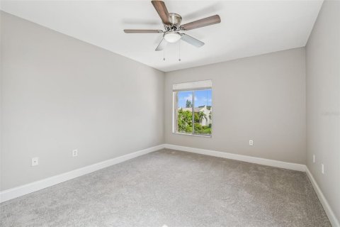 Condo in Tampa, Florida, 1 bedroom  № 1884901 - photo 25