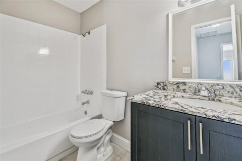 Condo in Tampa, Florida, 1 bedroom  № 1884901 - photo 28