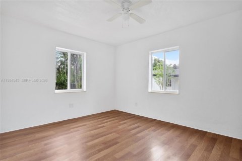 Купить виллу или дом в Норт-Майами, Флорида 2 спальни, 89.19м2, № 2056579 - фото 21