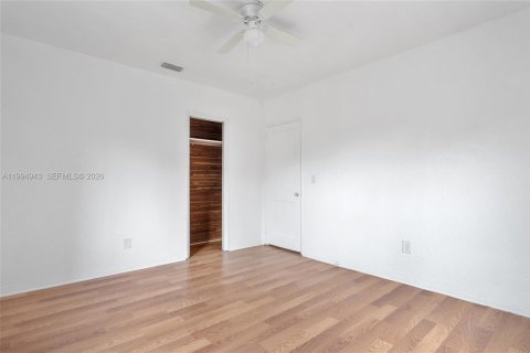 Купить виллу или дом в Норт-Майами, Флорида 2 спальни, 89.19м2, № 2056579 - фото 19