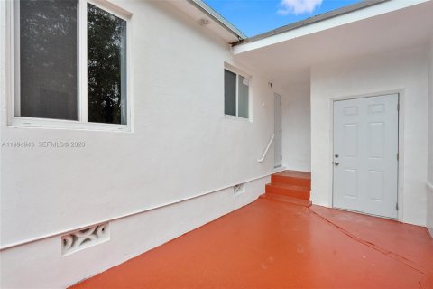 Купить виллу или дом в Норт-Майами, Флорида 2 спальни, 89.19м2, № 2056579 - фото 6
