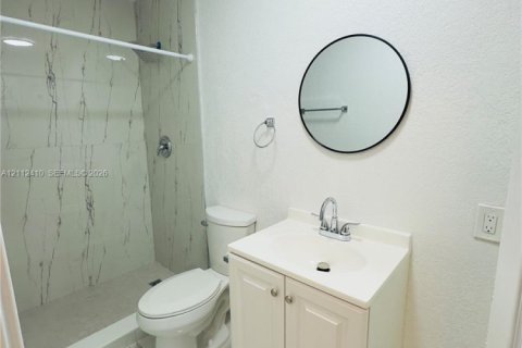 Villa ou maison à louer à Oakland Park, Floride: 2 chambres, 134.99 m2 № 2432562 - photo 18
