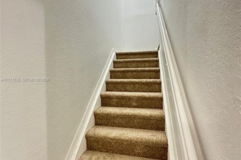 Touwnhouse à vendre à Florida City, Floride: 3 chambres, 141.86 m2 № 2428361 - photo 12