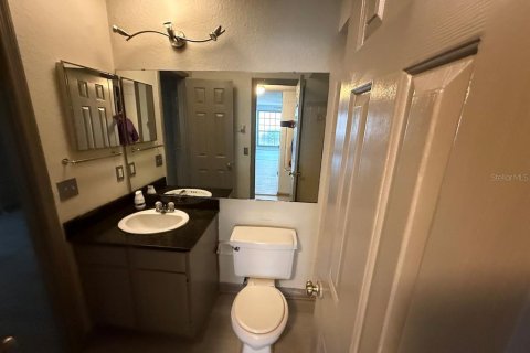 Condo in Altamonte Springs, Florida, 2 bedrooms  № 2091826 - photo 12