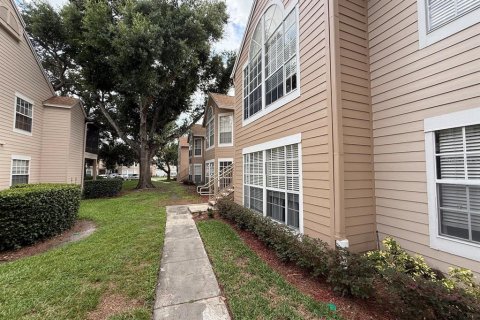 Condo in Altamonte Springs, Florida, 2 bedrooms  № 2091826 - photo 2