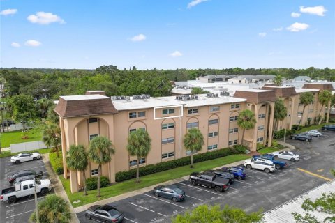 Condominio en venta en Belleair Bluffs, Florida, 1 dormitorio, 64.1 m2 № 1894863 - foto 1