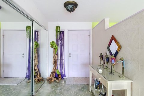 Casa en venta en New Port Richey, Florida, 3 dormitorios, 154.68 m2 № 2384184 - foto 5