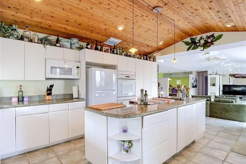 Casa en venta en New Port Richey, Florida, 3 dormitorios, 154.68 m2 № 2384184 - foto 18