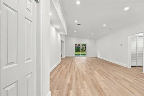 Villa ou maison à vendre à Orlando, Floride: 4 chambres, 199 m2 № 2418459 - photo 19