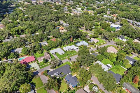 Villa ou maison à vendre à Orlando, Floride: 4 chambres, 199 m2 № 2418459 - photo 8