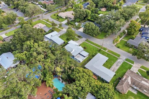 Villa ou maison à vendre à Orlando, Floride: 4 chambres, 199 m2 № 2418459 - photo 10