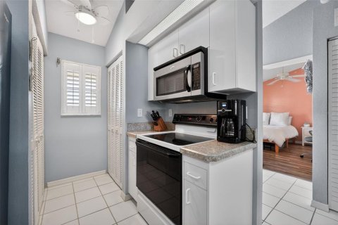 Copropriété à vendre à New Smyrna Beach, Floride: 2 chambres, 104.79 m2 № 2223343 - photo 12