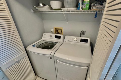 Copropriété à vendre à New Smyrna Beach, Floride: 2 chambres, 104.79 m2 № 2223343 - photo 11
