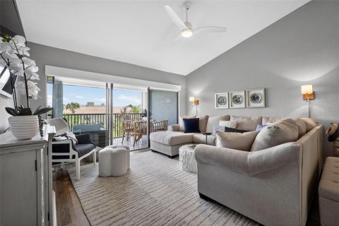 Copropriété à vendre à New Smyrna Beach, Floride: 2 chambres, 104.79 m2 № 2223343 - photo 3