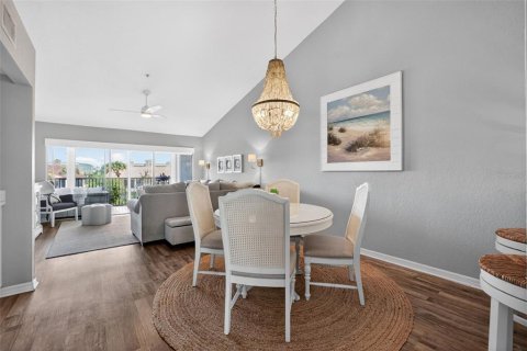 Copropriété à vendre à New Smyrna Beach, Floride: 2 chambres, 104.79 m2 № 2223343 - photo 4