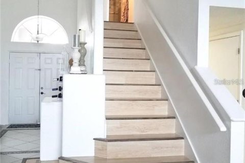 Villa ou maison à louer à Orlando, Floride: 3 chambres, 192.77 m2 № 2165976 - photo 6