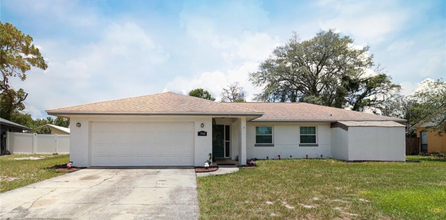 Villa ou maison à Casselberry, Floride 4 chambres, 166.67 m2 № 2220395