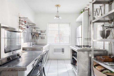 Copropriété à vendre à Miami Beach, Floride: 1 chambre, 72.46 m2 № 1966822 - photo 11