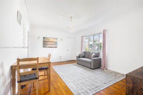 Copropriété à vendre à Miami Beach, Floride: 1 chambre, 72.46 m2 № 1966822 - photo 6