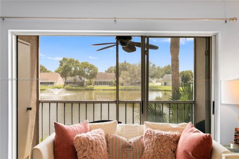 Condo à Delray Beach, Floride, 2 chambres  № 2051634