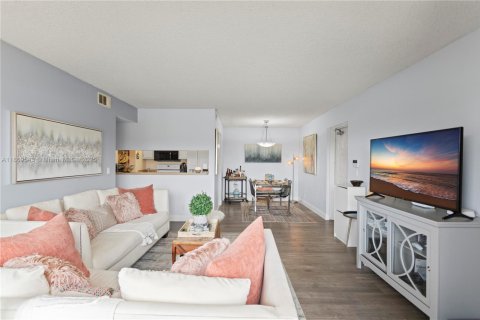 Купить кондоминиум в Делрей-Бич, Флорида 2 спальни, 89.65м2, № 2051634 - фото 5