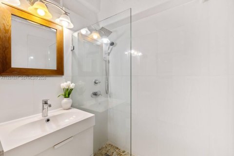 Copropriété à vendre à Miami Beach, Floride: 23.23 m2 № 2055951 - photo 7