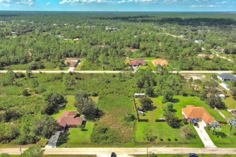 Land in Lehigh Acres, Florida № 2164326 - photo 12