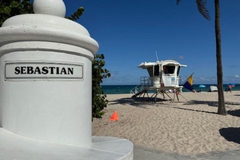 Condominio en alquiler en Fort Lauderdale, Florida, 1 dormitorio, 59.46 m2 № 1172325 - foto 1