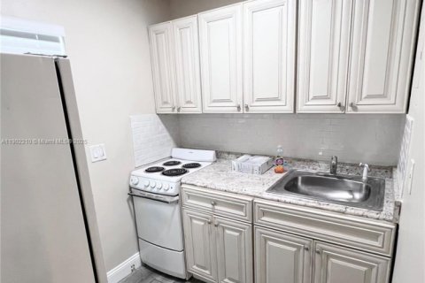 Apartment in Pompano Beach, Florida 1 bedroom № 1953622 - photo 3