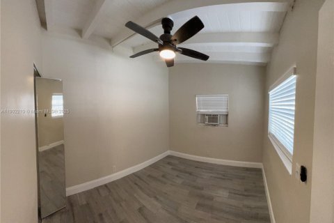 Apartment in Pompano Beach, Florida 1 bedroom № 1953622 - photo 6