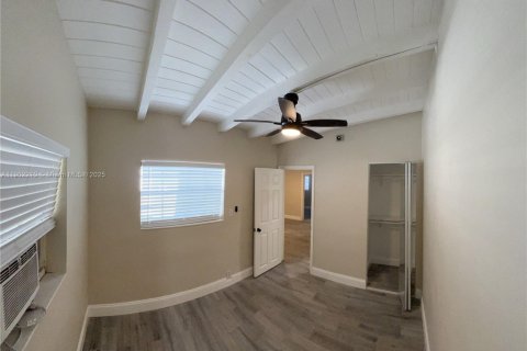 Apartment in Pompano Beach, Florida 1 bedroom № 1953622 - photo 7