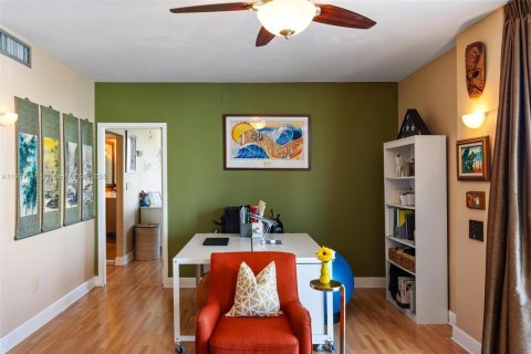 Condominio en venta en Miami Beach, Florida, 2 dormitorios № 1953653 - foto 24