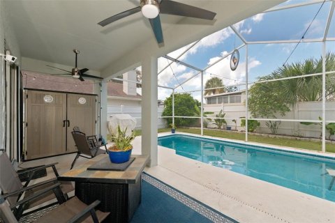 Casa en venta en Tarpon Springs, Florida, 4 dormitorios, 187.66 m2 № 2383690 - foto 12