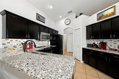 Casa en venta en Tarpon Springs, Florida, 4 dormitorios, 187.66 m2 № 2383690 - foto 30