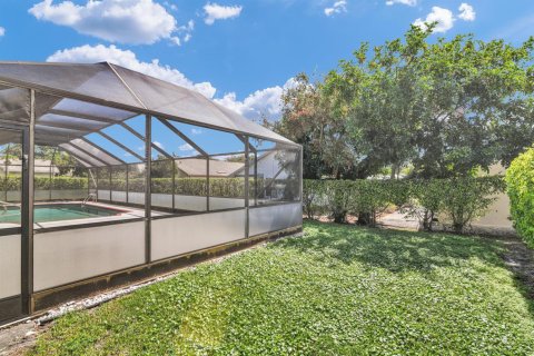 Villa ou maison à vendre à Delray Beach, Floride: 2 chambres, 235.23 m2 № 2245460 - photo 29