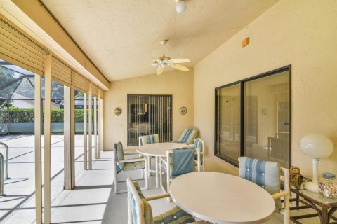 Villa ou maison à vendre à Delray Beach, Floride: 2 chambres, 235.23 m2 № 2245460 - photo 26