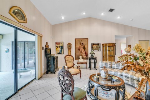 Villa ou maison à vendre à Delray Beach, Floride: 2 chambres, 235.23 m2 № 2245460 - photo 6